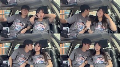 Tương phản cô gái dễ thương tán tỉnh trong xe