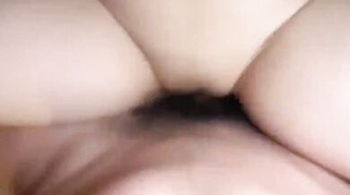 美しい女子大生