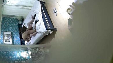 A white, plump, and great-looking female classmate was fucked hard by a male classmate_Out-of-body ejaculation, she was so tired that she didn't want to move