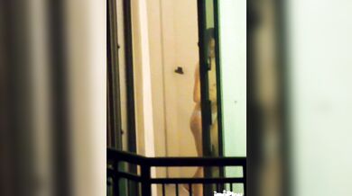 Daily life of female neighbor (1)