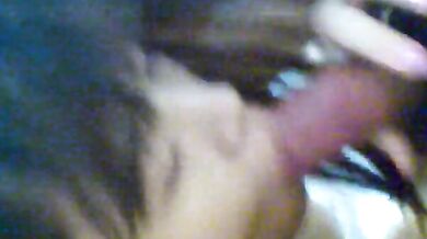 bạn gái Malaysia thổi kèn