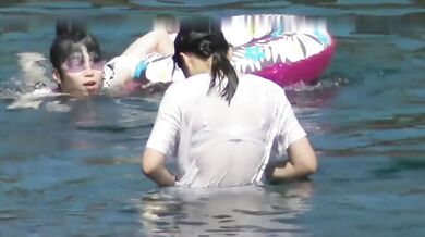 Mặc → Đồng phục, mặc đồng phục, thay đồng phục, học sinh 2