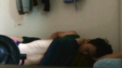 韓国人カップルが賃貸住宅で愛し合う