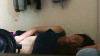 韓国人カップルが賃貸住宅で愛し合う