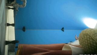 Spying on multiple girls peeing in the toilet