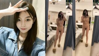Sexy beauty naked in front of the mirror video