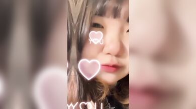 Hot girl ngực khủng và thân hình mập mạp thủ dâm trong nóng bỏng