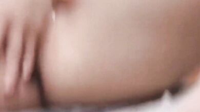 Cao trường cô gái thủ dâm trên bed-3