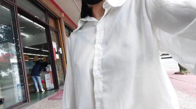 無內褲尾巴透視上衣超市