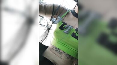 無內褲尾巴透視上衣超市