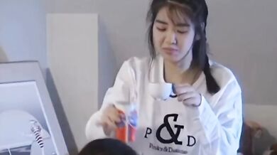 90年代の最高の古い映画のヒロインはとても美しい