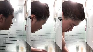 Korean girl's bath selfie was uploaded by her boyfriend