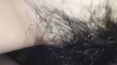 無套抽插貧乳妹子毛逼