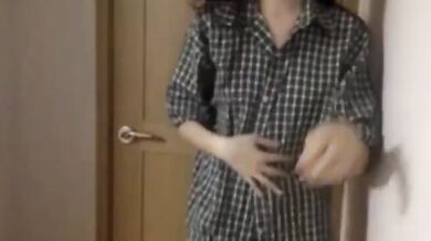 Sinh viên Guo chụp ảnh tự sướng khi đang cởi đồ