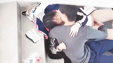 caught high school couple digging holes in the building