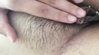 A Taiwanese junior high school student masturbates in the toilet and her clitoris swells due to sexual excitement