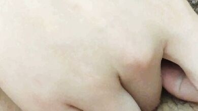 女子高生がマンコに触れる 2