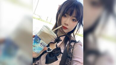 Người đẹp ngực to quan hệ và lắc ngực