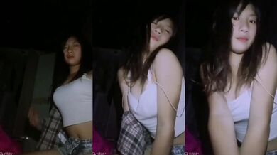 Nữ sinh trung học cởi đồ tự sướng 31