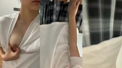 Em gái khoe ngực và lồn rồi thay đồ để chụp ảnh tự sướng