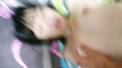 Overseas Chinese High School student Xu Oting takes selfies with her boyfriend