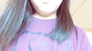 可愛高中妹妹在宿舍自摸