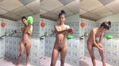 貧乳越南美女洗澡自拍